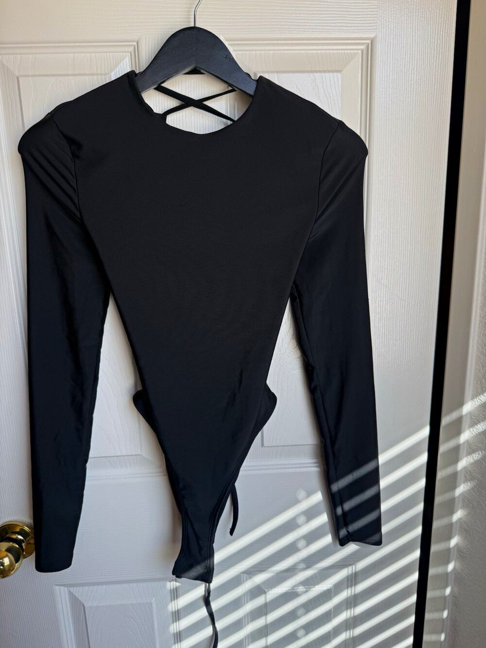 SHEIN Black Solid Long Sleeve Stretch Lace-Up Back Bodysuit, Size S